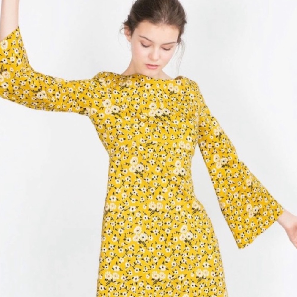 Zara Trafaluc Yellow Floral Bell Sleeve Mini Dress Size M
